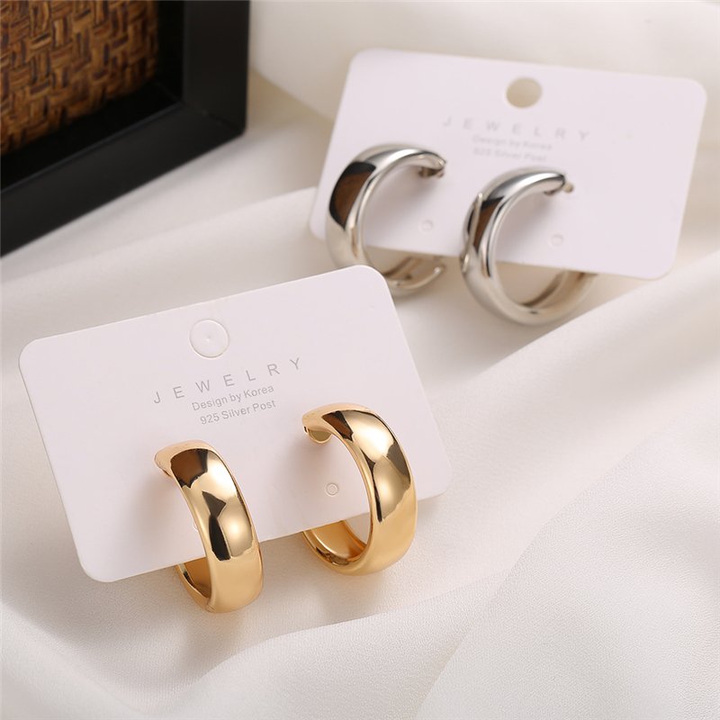 17KM Trendy Simple Silver Color Hoop Earrings For Women Girl Gold Circle Round Minimalist Earrings Party 2021 NEW Jewelry 5 17KM Trendy Simple Silver Color Hoop Earrings For Women Girl Gold Circle Round Minimalist Earrings Party 2021 NEW Jewelry 5